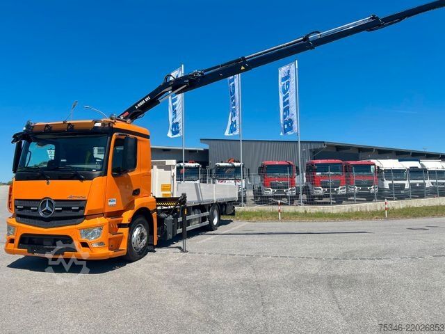 Auto-dizalica montirana na kamionu MERCEDES-BENZ 1830LLPrit7,20m/KranHiabFunk/NL7,60to/20 tkm/Top