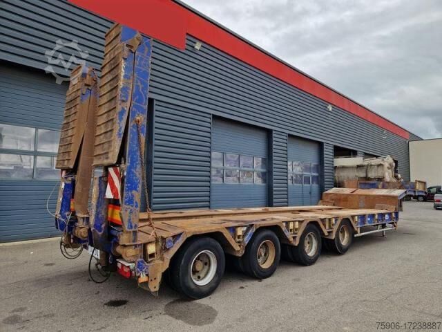 Oplegger  PORTE ENGINS 4 ESSIEUX