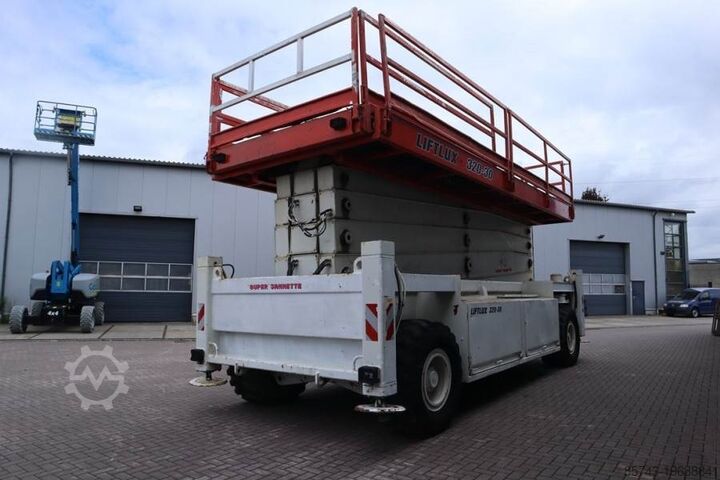 Schaarlift Liftlux SL320-30DS Diesel, 4x4 Drive, 34m Working Height,