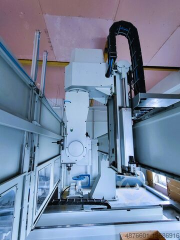 Centrum obróbcze FANUM SIGMA 5-OSIOWA OBRABIARKA CNC