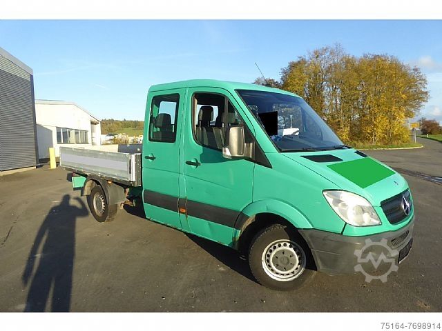 Otwarta skrzynia ladunkowa Mercedes-Benz 211 CDI