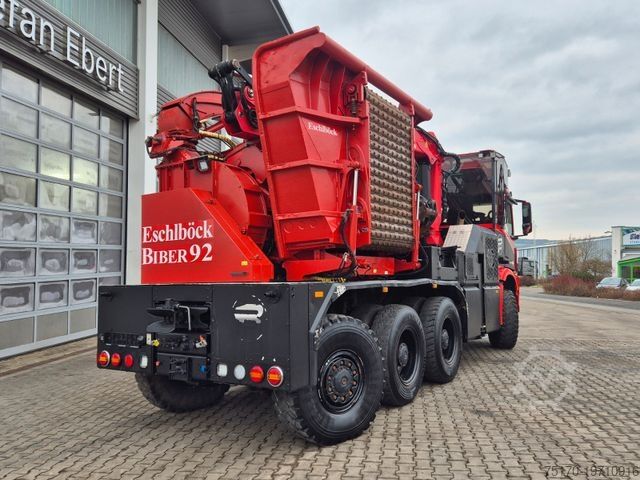 Grue montée sur camion MERCEDES-BENZ TUROX 8x8 Eschlböck Biber 92 Holzhacker / 1.512h