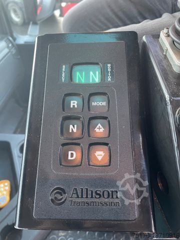 Autokran MERCEDES-BENZ TUROX 8x8 Eschlböck Biber 92 Holzhacker / 1.512h