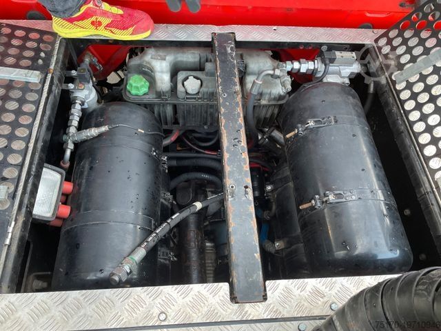 Holztransporter LKW MERCEDES-BENZ TUROX 8x8 Eschlböck Biber 92 Holzhacker / 1.512h