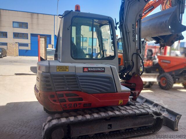 μίνι εκσκαφέας Takeuchi TB250
