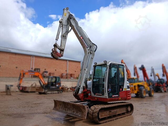 Εκσκαφέας Midi Takeuchi TB290