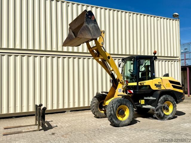Wiellader YANMAR V100 / 2019 BJ / Schaufel + Gabel
