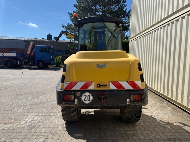 Wiellader YANMAR V100 / 2019 BJ / Schaufel + Gabel