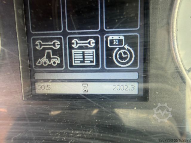 Wiellader YANMAR V100 / 2019 BJ / Schaufel + Gabel
