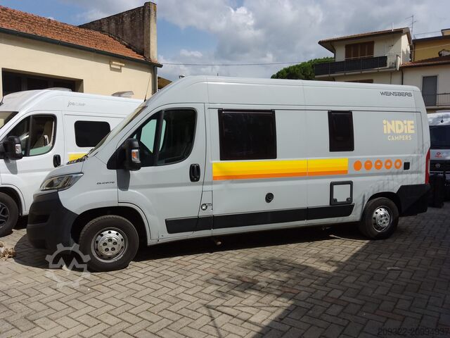 Husvagn/husbil Fiat Weinsberg Carabus 600 K | 4 posti letto | Completamente attrezzato