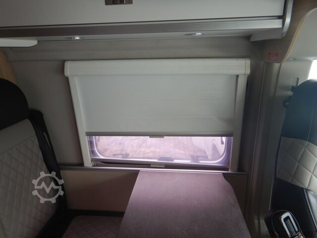 Husvagn/husbil Fiat Weinsberg Carabus 600 K | 4 posti letto | Completamente attrezzato