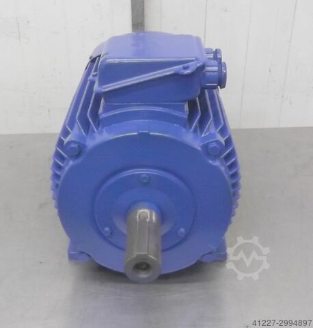 Elektromotor 13/19 kW 730/1460 U/min VEM KMR180M8-4