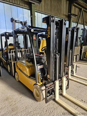 Elektrikli 4 tekerlekli forklift Yale ERP20VF LWB