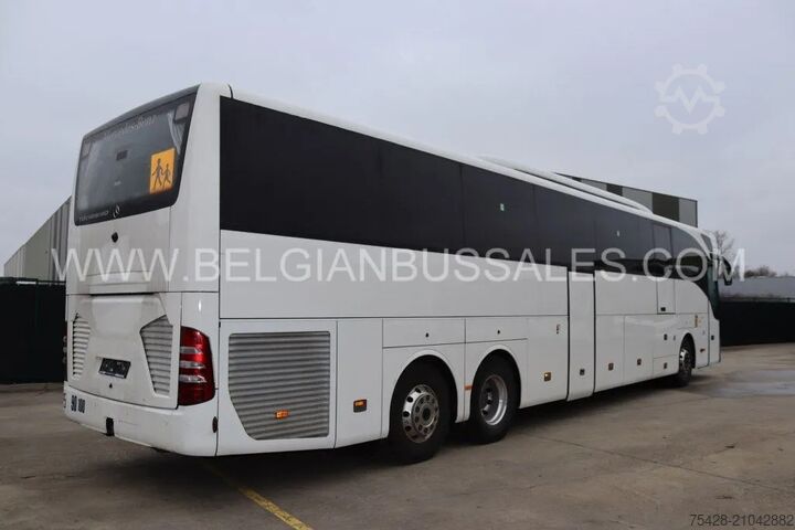 Autocarro de turismo Mercedes Tourismo 17RHD / Full options / Lift