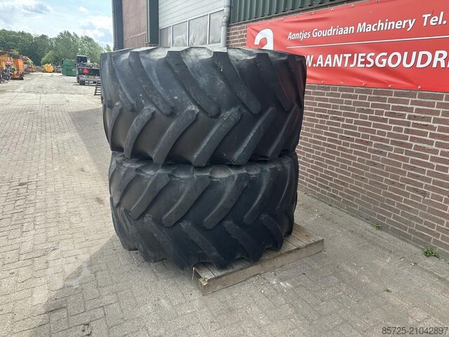 Roda com pneu SET banden 30.5 X LR32 - Nieuw
