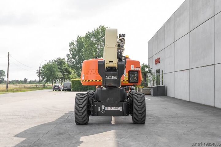 Platforma telescopică JLG 1250 AJP