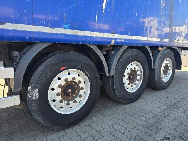 Auflieger mit Walkingfloor KRAKER CF-200 Walkingfloor 92m³ Funk SAF Liftachse