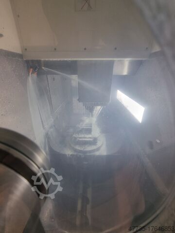 CNC 5 axis machining center DMG DECKEL MAHO HSC 55 Linear