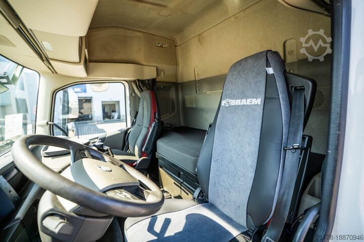 Standard tractor VOLVO FH 4 460