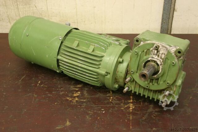 Växelmotor 1,8 kW 41 rpm Lenze GFRKXX090-22