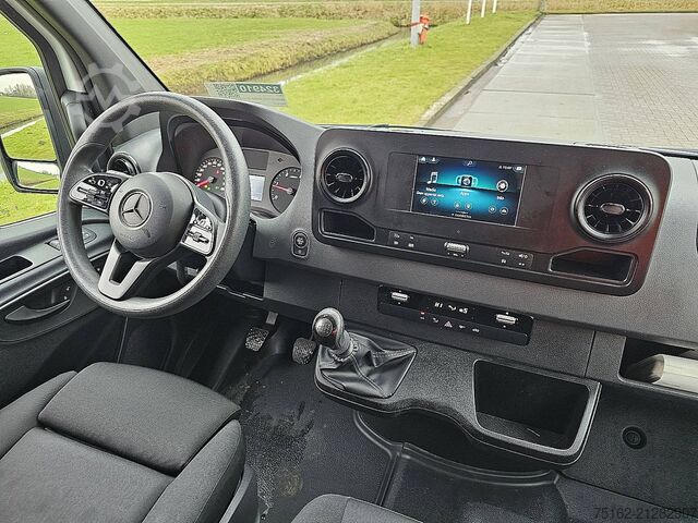Kombi z wysokim dachem MERCEDES-BENZ SPRINTER 317 L2H2 Mbux RWD Euro6!