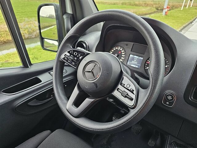 Kombi z wysokim dachem MERCEDES-BENZ SPRINTER 317 L2H2 Mbux RWD Euro6!