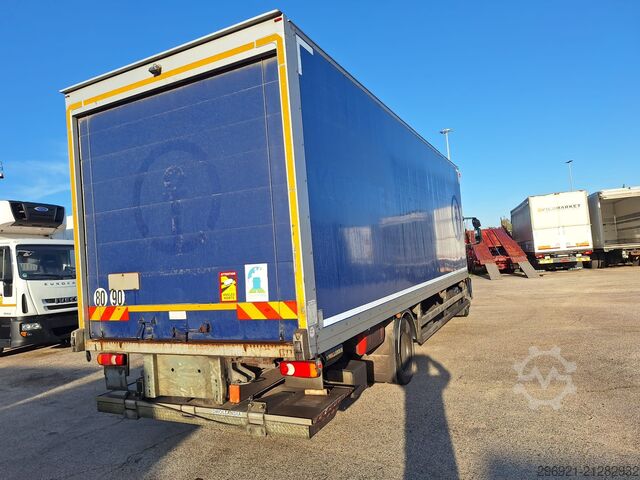 Vrachtwagen met bakwagen IVECO EUROCARGO ML120E21 P EURO 6