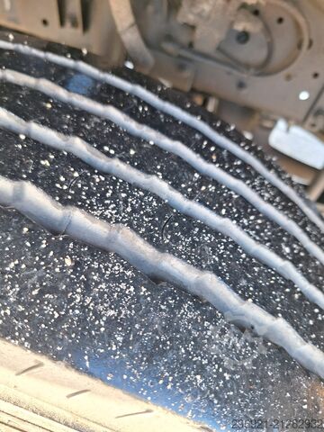 Vrachtwagen met bakwagen IVECO EUROCARGO ML120E21 P EURO 6