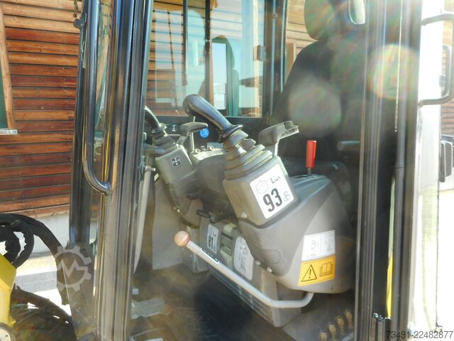 Minigraver Yanmar Vio 25-3