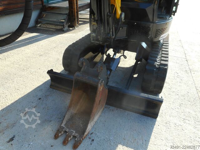 Minigraver Yanmar Vio 25-3