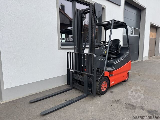 Gaffeltruck Linde E20-02
