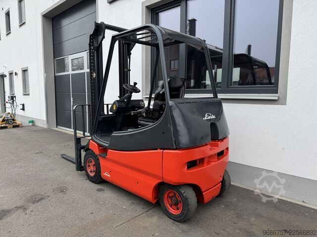 Gaffeltruck Linde E20-02