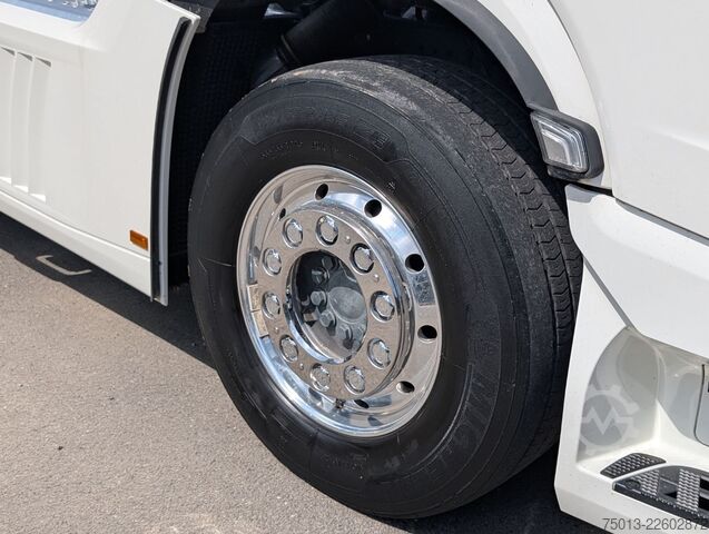 Standardni tegljač MERCEDES-BENZ ACTROS 1851 LS GigaSpace, erst 71 Tkm