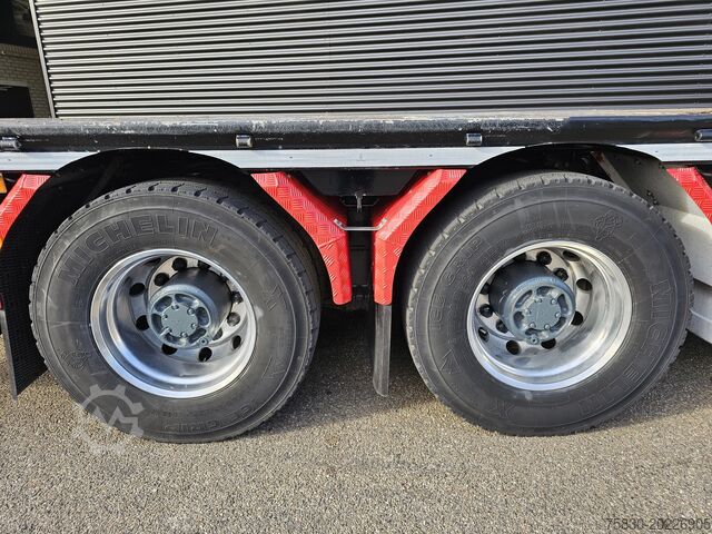 Laadplatform Volvo FH 16.650 8x4 / HIAB 105 t/m CRANE / KRAN