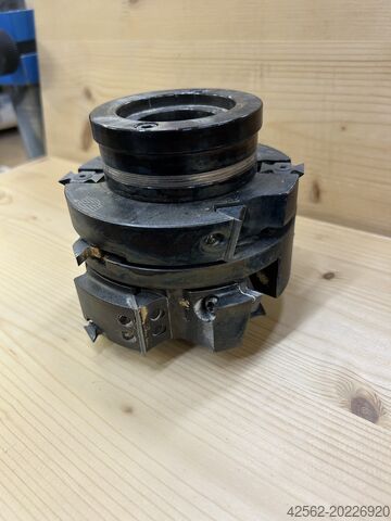 Fresatrice per finestre in legno-alluminio ZUANI