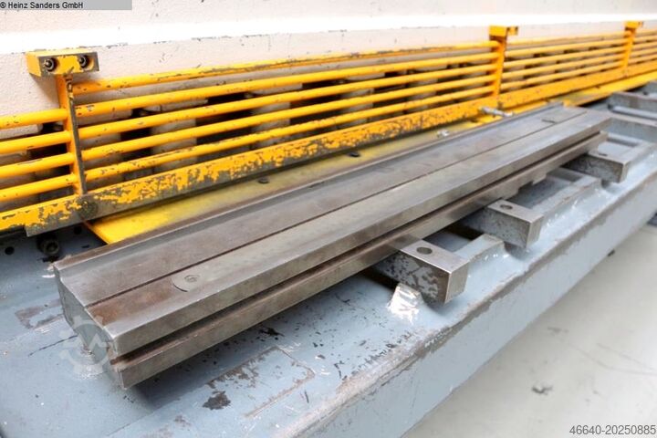 Guillotineskärare - hydraulisk HACO TS 3006