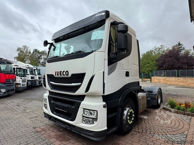 Standart çekici ünitesi IVECO Stralis 440S46*Flachdach*1 Bett*Retarder*TOP !!