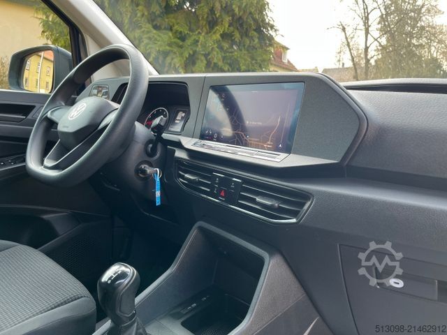 Fourgon tôlé VOLKSWAGEN CADDY 2.0 TDI KLIMA SHZ PDC VORNE + HINTEN