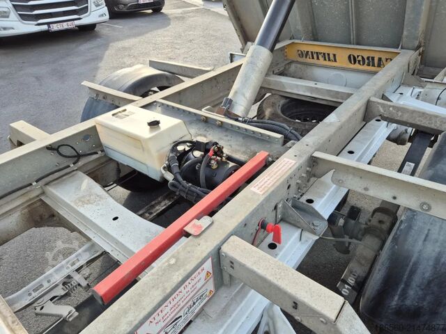 Volquete Mercedes-Benz SPRINTER 317 CDI