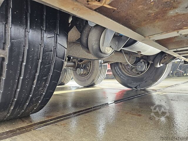 Kühl-/Tiefkühltransport SCHMITZ SKO24