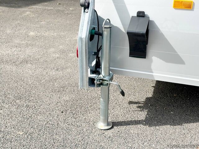  Debon CHEVAL LIBERTE DEBON C400 ALU ROADSTER WEISS +SEITENTÜR