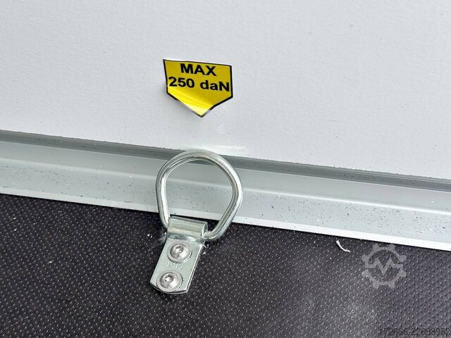  Debon CHEVAL LIBERTE DEBON C255 V2 WABENKERN 750 KG | SCHWARZ / GRAU + SEITENTÜR