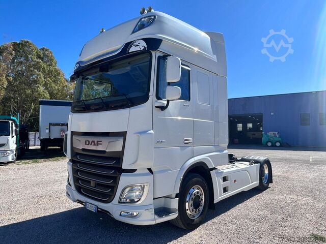 Standart yol çekici DAF XF 530 FT Super Space Cab