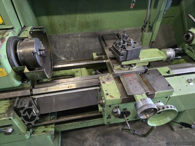 Torno central TOS SN 40 C 1000