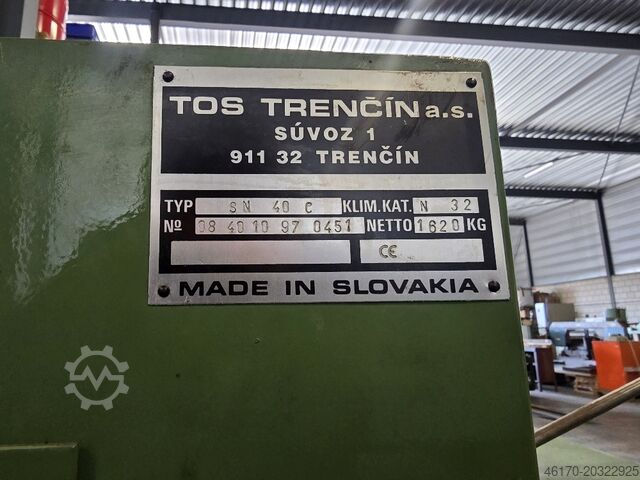 Torno central TOS SN 40 C 1000
