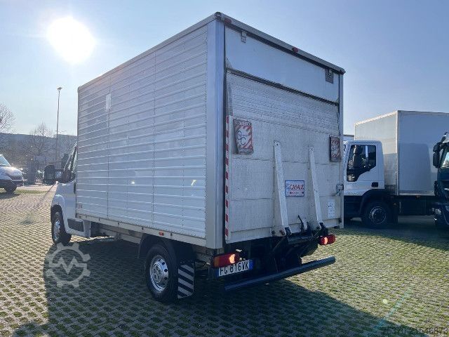 Dobozos furgon Fiat DUCATO