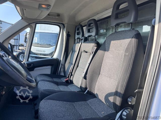 Dobozos furgon Fiat DUCATO