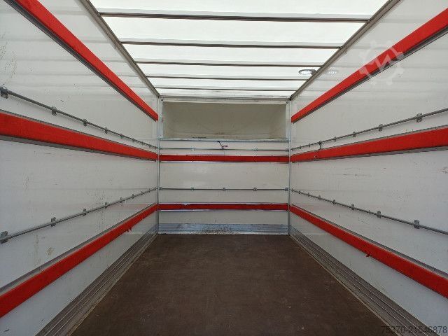 Dobozos furgon IVECO DAILY 35C16 3.0