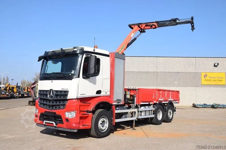 Loading platform Mercedes-Benz Arocs 2830