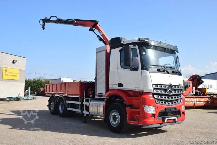 Loading platform Mercedes-Benz Arocs 2830
